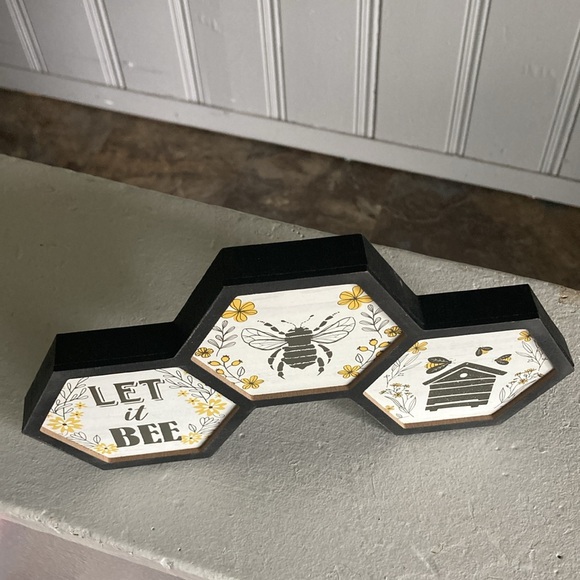 NWT- Black Wooden- Hexagonal- LET IT BEE 🍯🐝 Decoration Sign - Picture 11 of 14